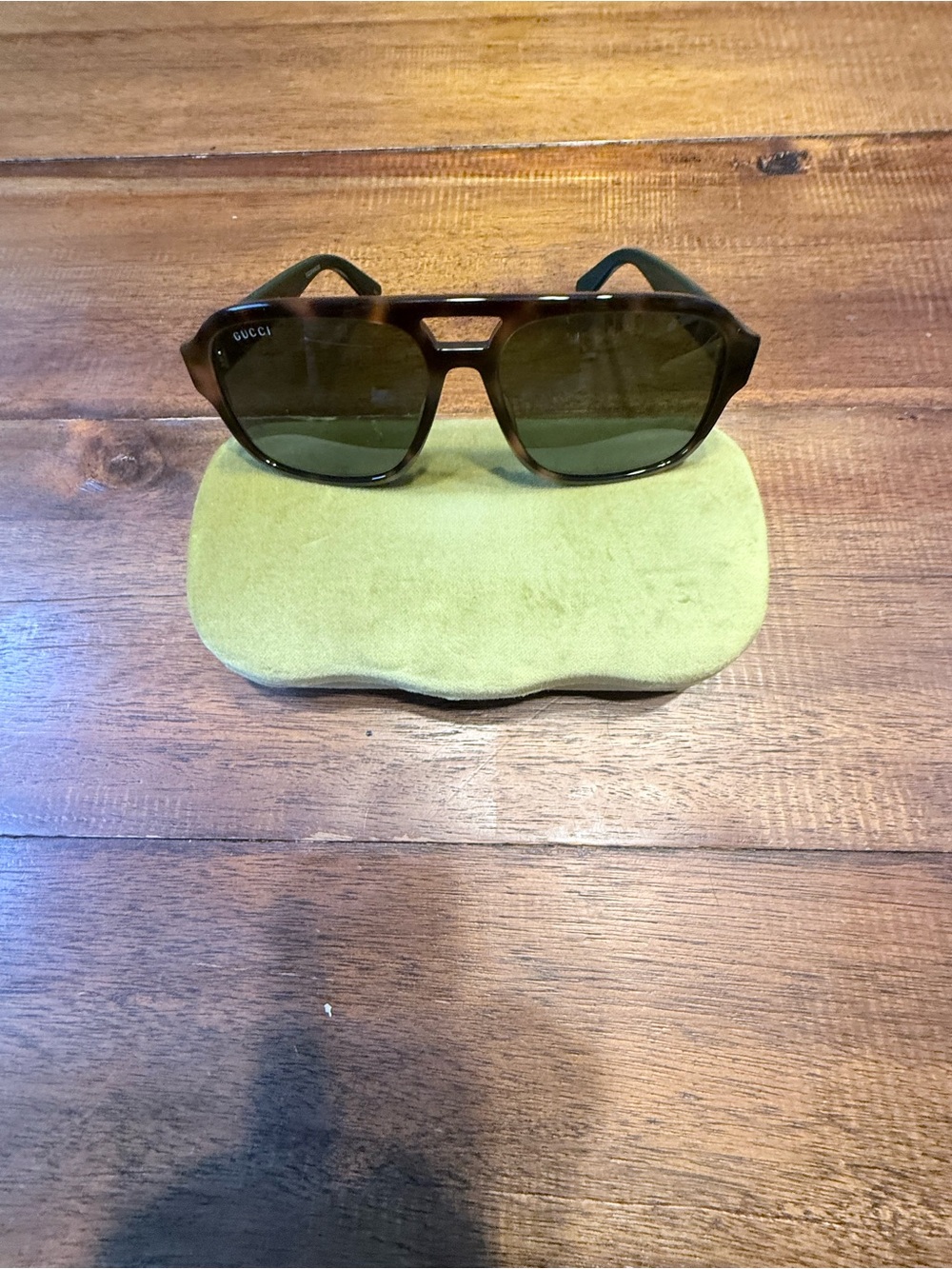 Gucci Brown Tortoiseshell Frame Sunglasses with Green Lenses - unisex